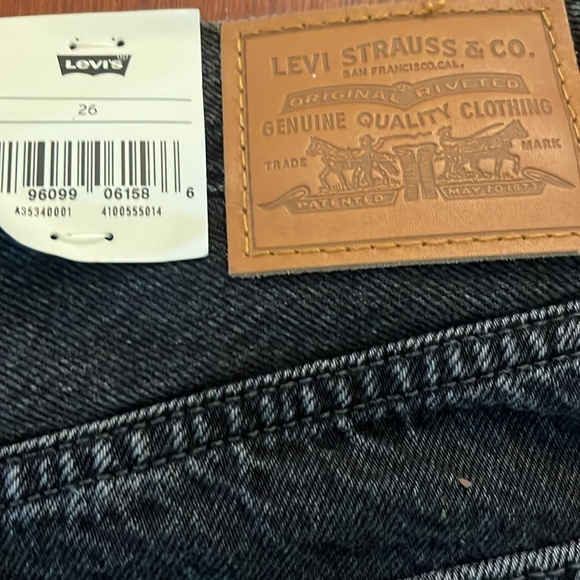 Levi’s skort in black - size 26 - Picture 6 of 9